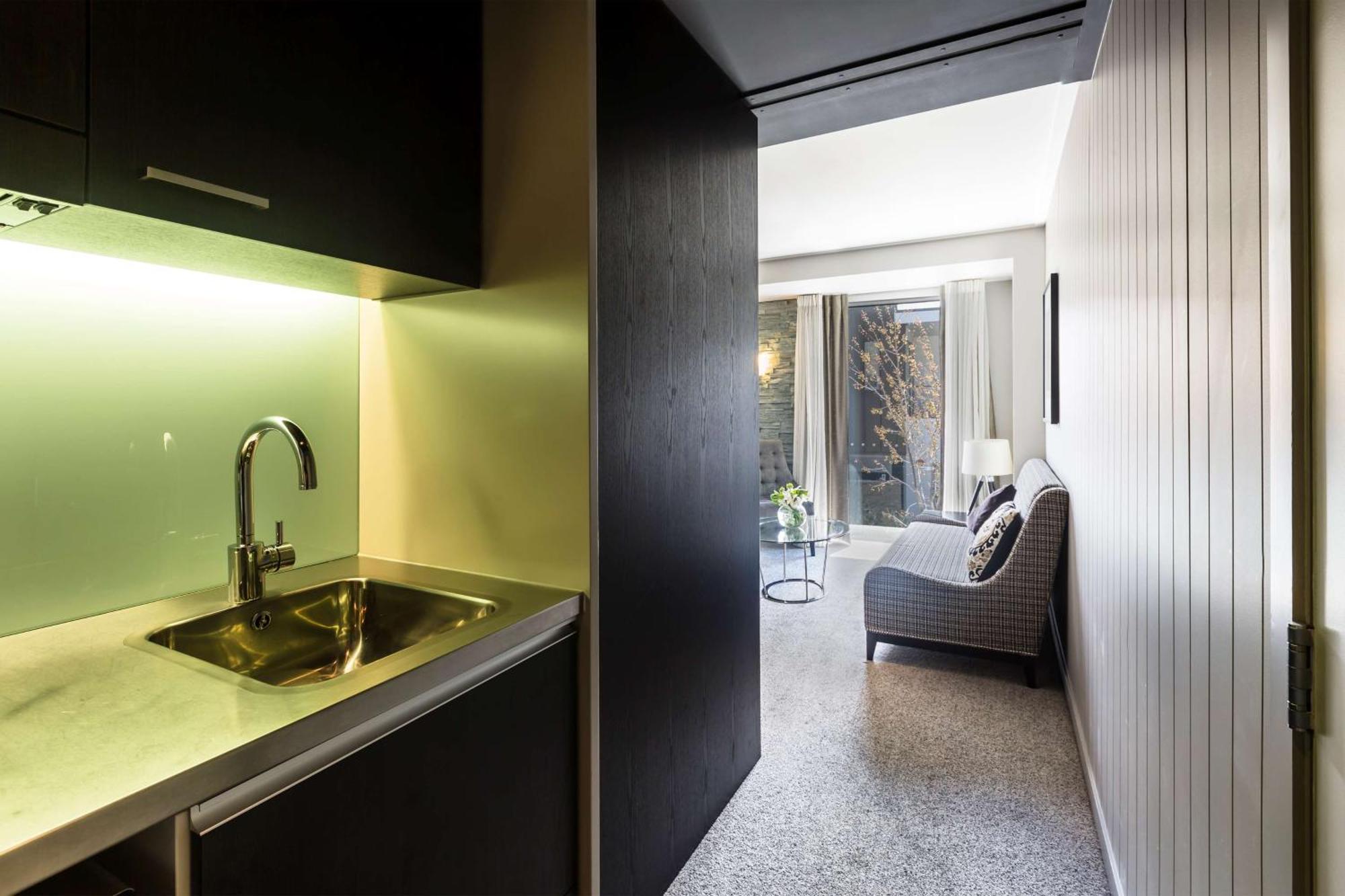 Doubletree By Hilton Queenstown Extérieur photo