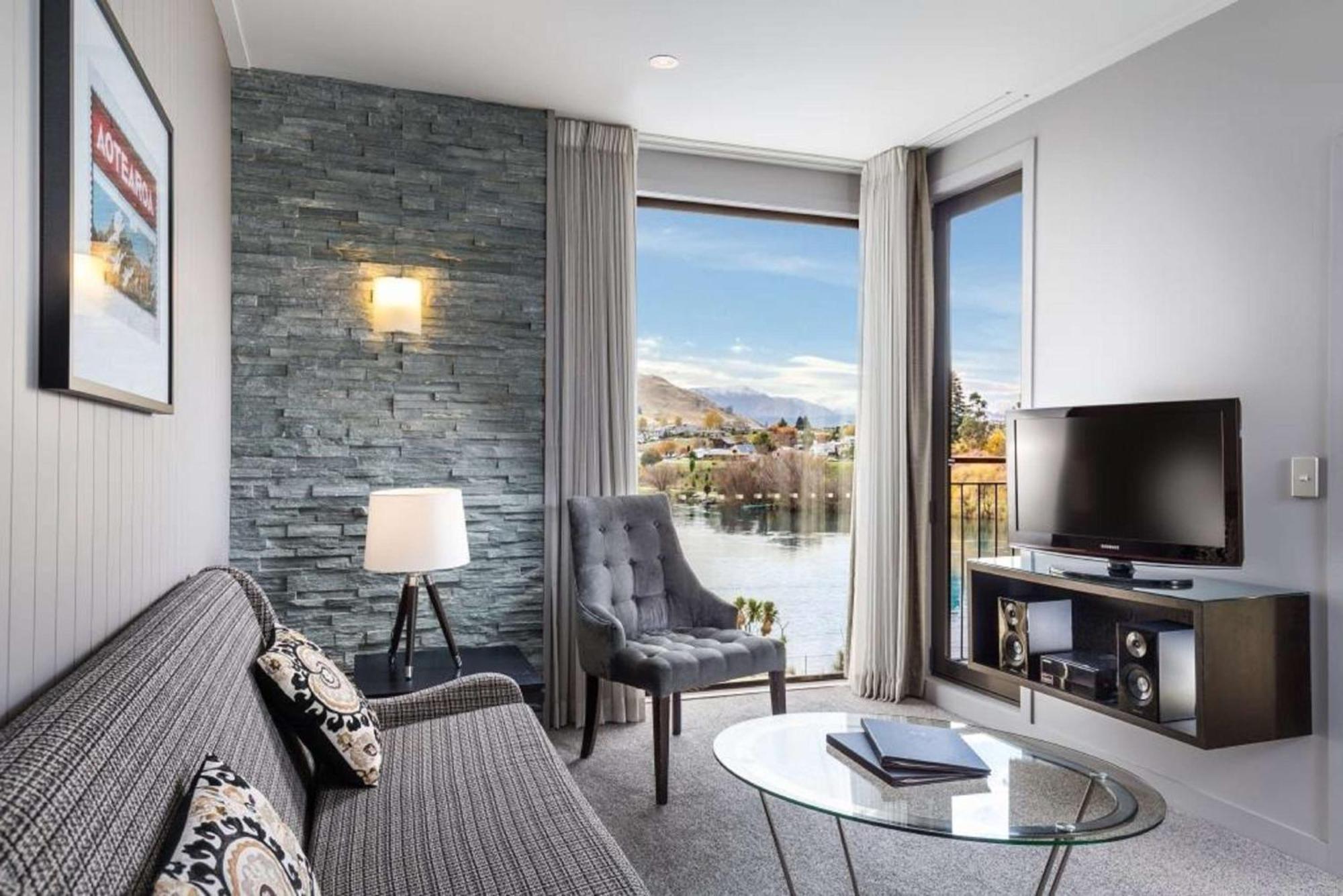 Doubletree By Hilton Queenstown Extérieur photo