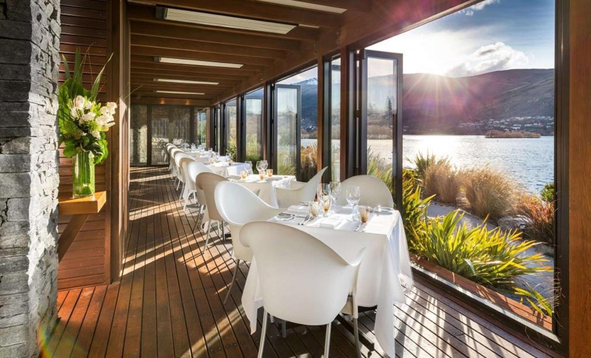 Doubletree By Hilton Queenstown Extérieur photo