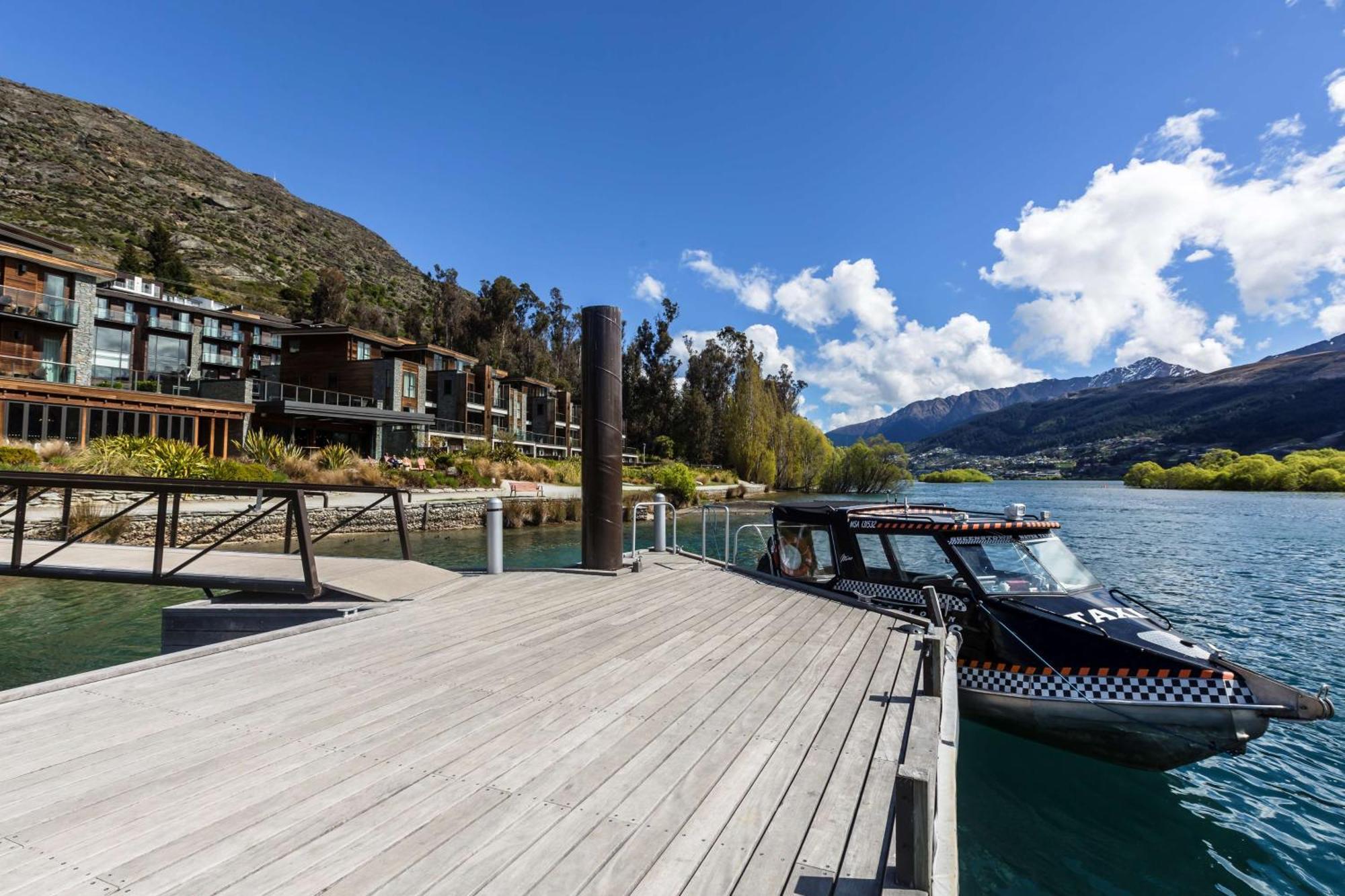 Doubletree By Hilton Queenstown Extérieur photo