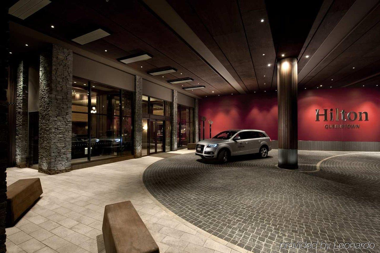 Doubletree By Hilton Queenstown Extérieur photo